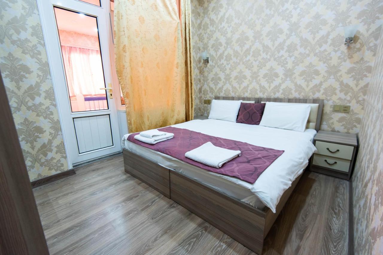 Damla Hotel Баку Екстериор снимка