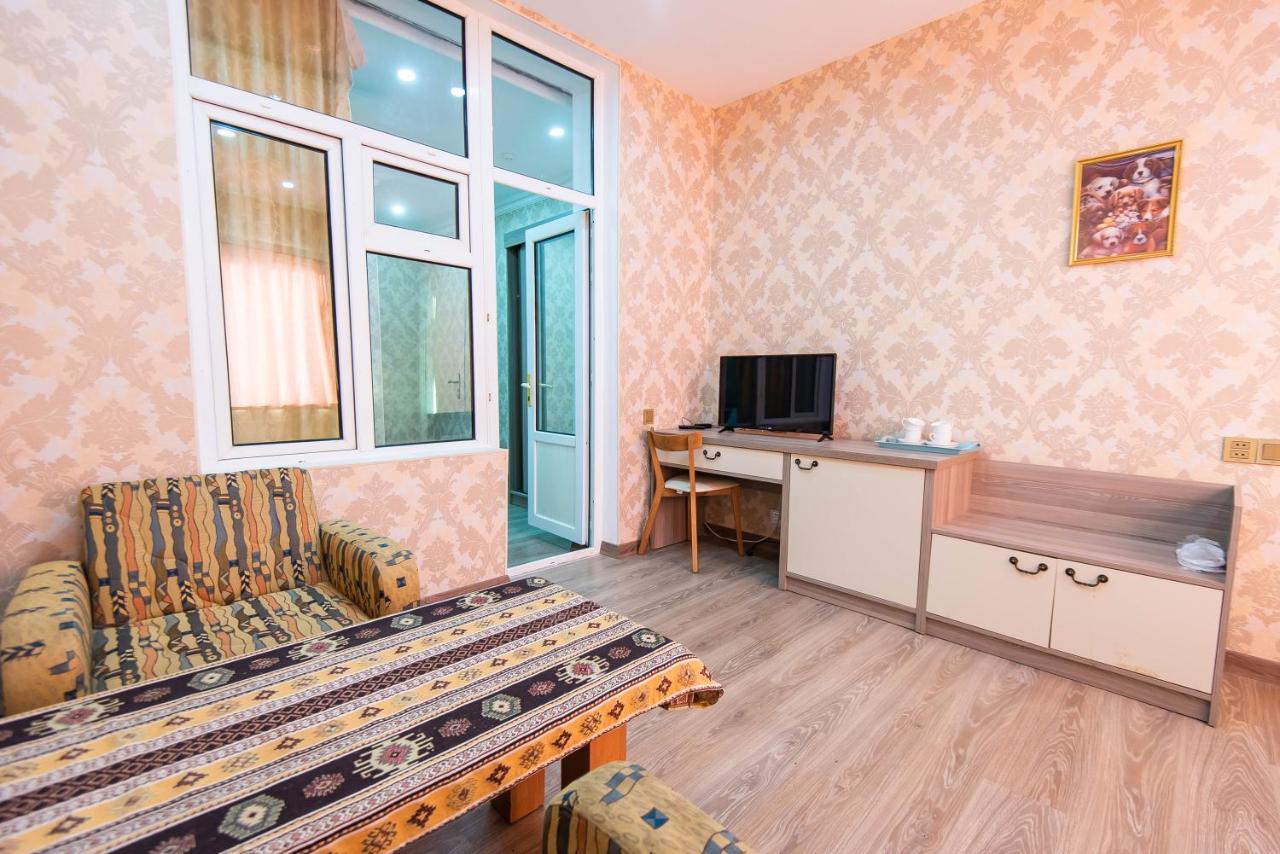 Damla Hotel Баку Екстериор снимка